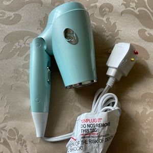 T3 mini blow dryer